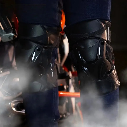 Off-Road Knee Protectors – CE Armor Pads with Adjustable Straps for Night Riding &amp; Racing